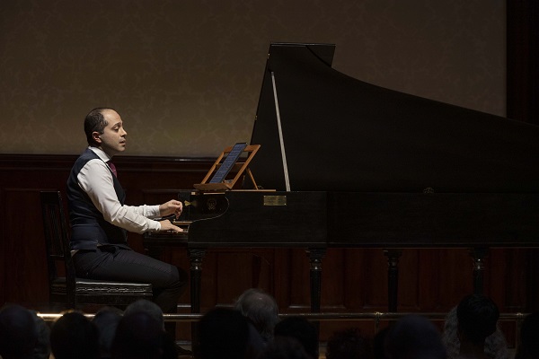 WigmoreHall_MahanEsfahani084.jpg