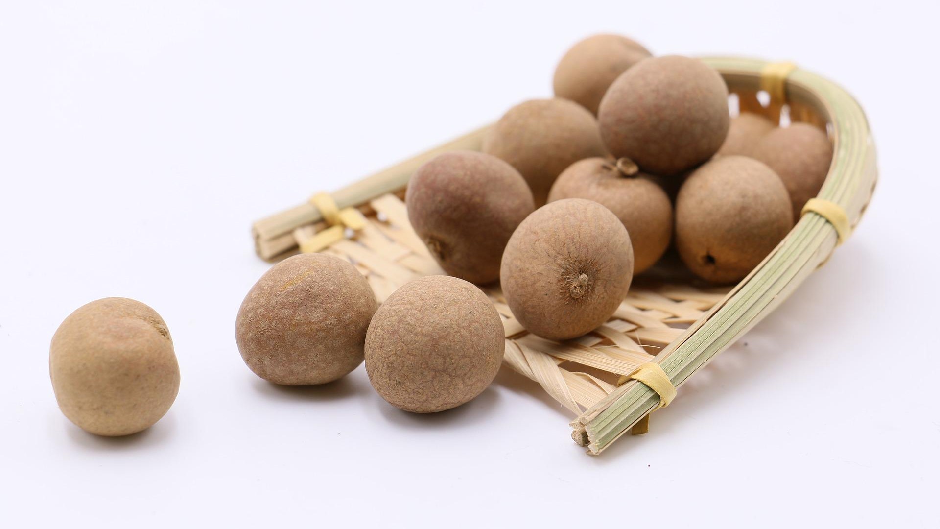longan-2088588_1920.jpg