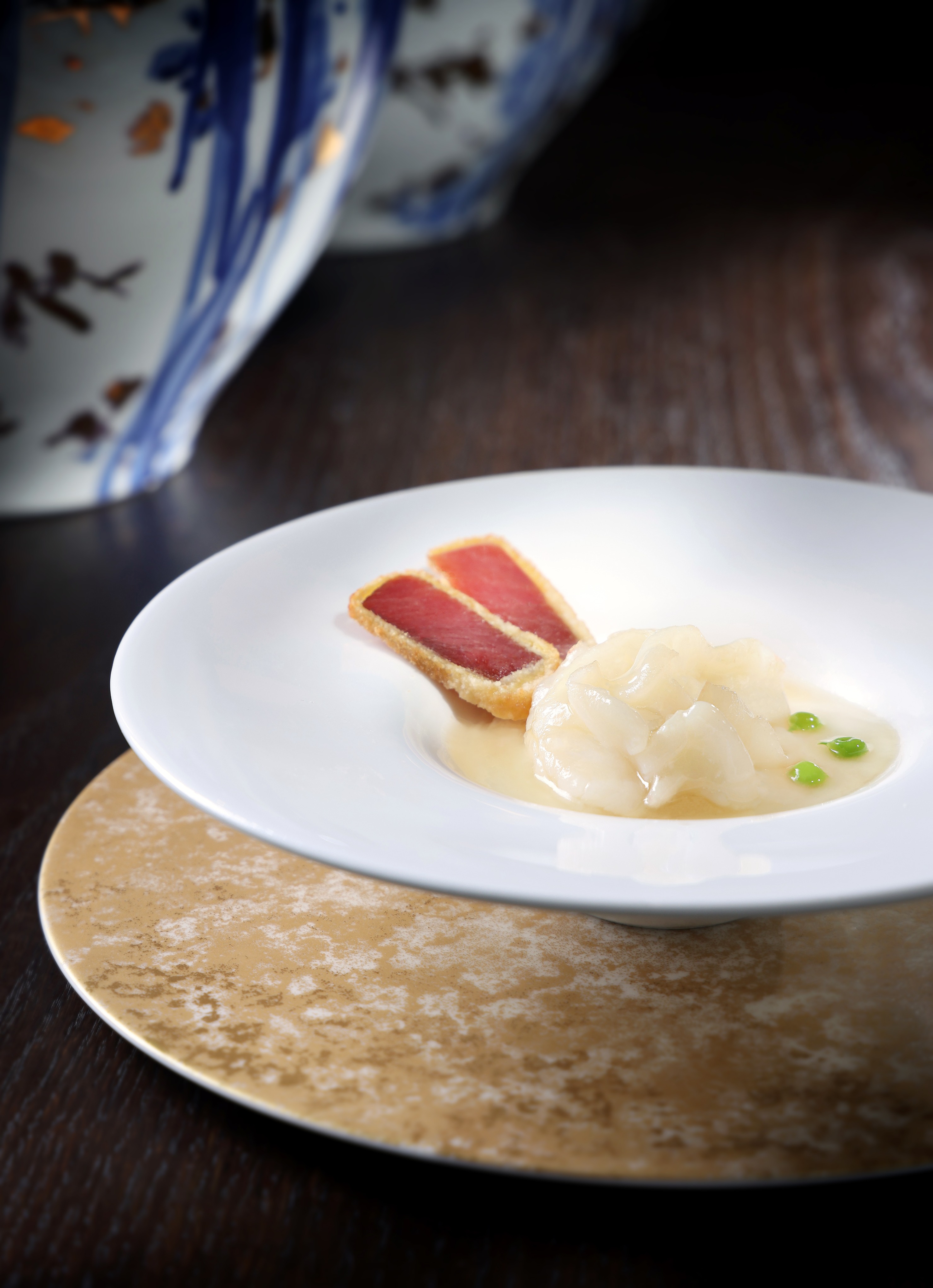 Steamed Prawn with Egg White in Hua Diao Chinese Wine served with Jinhua Ham 花雕蛋白蒸水晶蝦伴燒雲腿_1mb.jpg