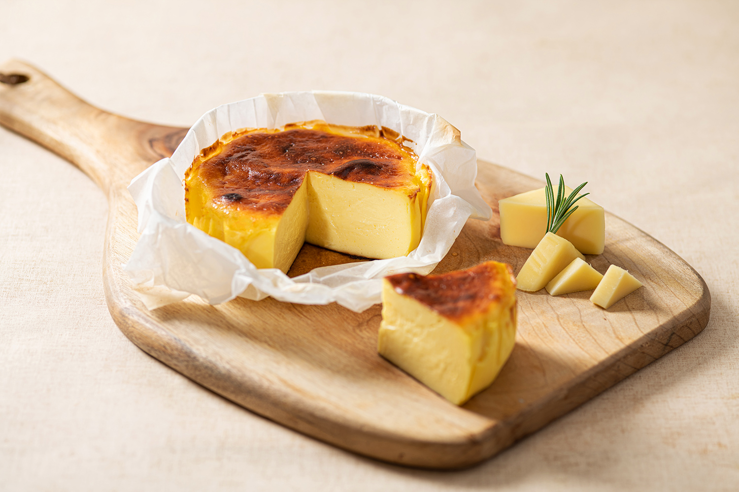 2_巴斯克芝士蛋糕 Basque Burnt Cheesecake.jpg