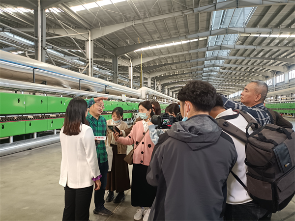 图四 金绿能新材受媒体热捧 - 复件.jpg