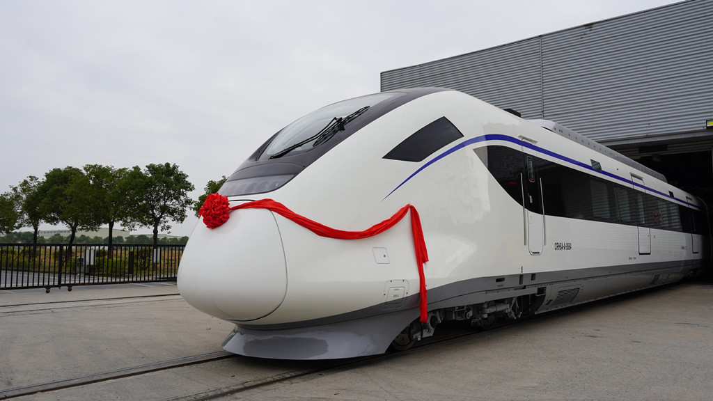 珠三角城際鐵路首批四編組動車組順利交付1_副本.jpg
