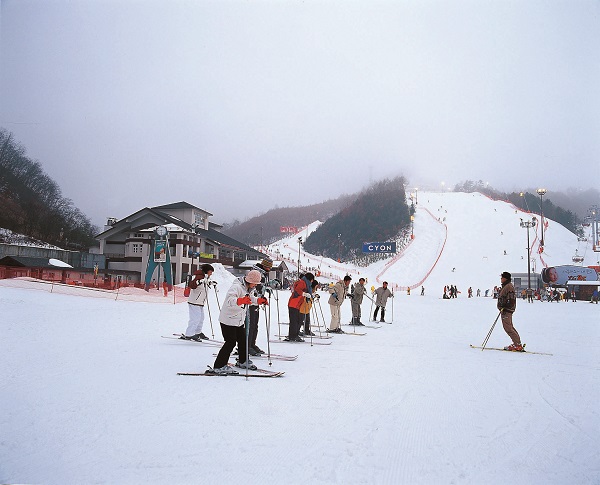 伊利希安江村滑雪場3.JPG