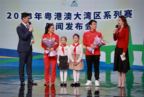 3、奧運會冠軍冼東妹、羅玉通出席新聞發布會(廣東省體育局供圖).jpg