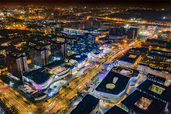 8、南京雨花台区中心荟商圈 - 复件(1).jpg