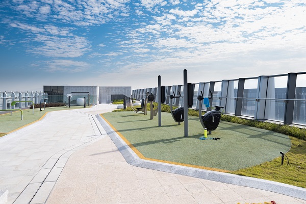 7. Regala Skycity Hotel – Sky Deck.jpg