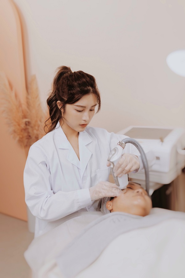 Weirdo Beauty Founder Yuki Wong (1).JPG