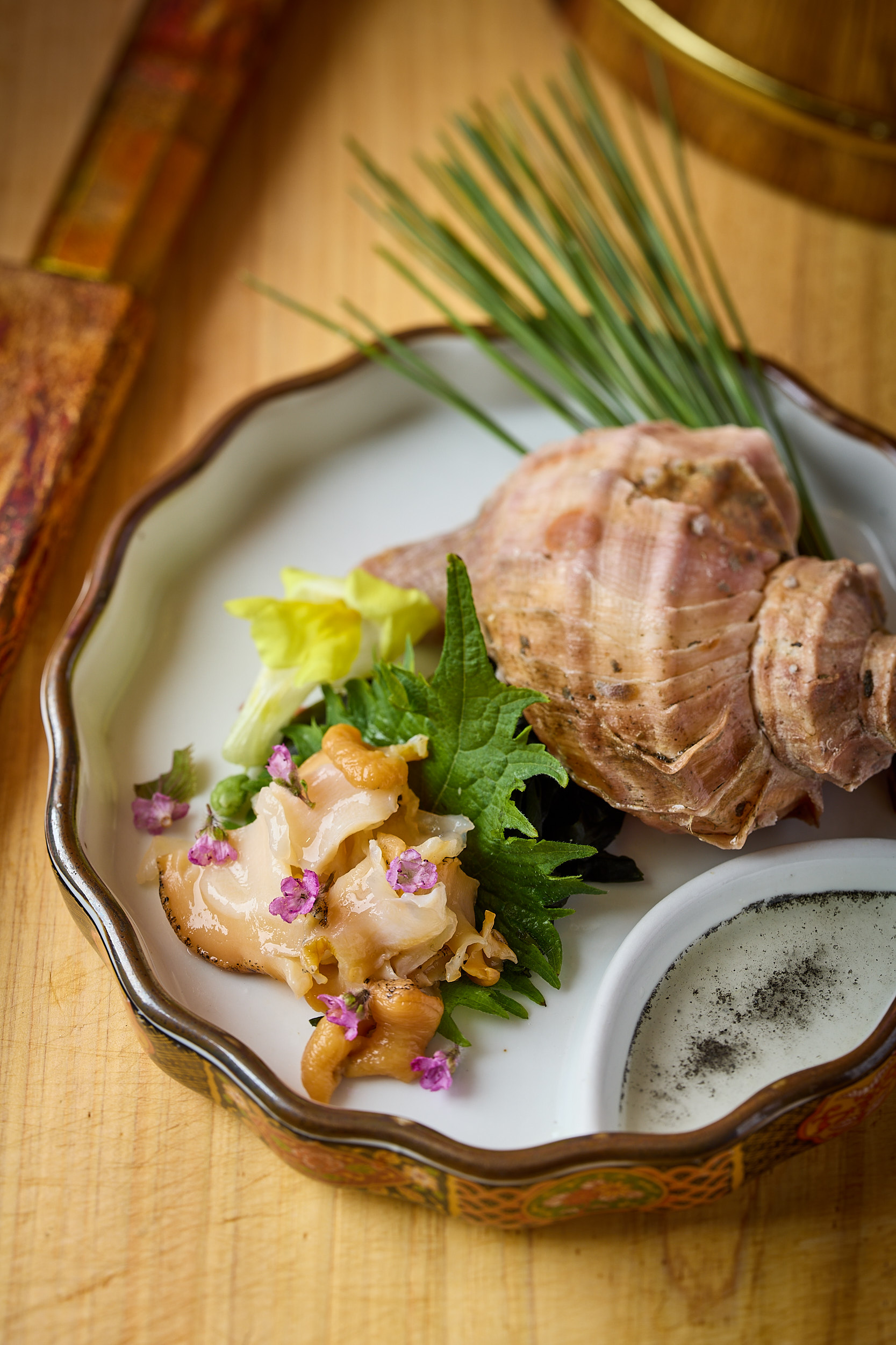 Tsubugai (Whelk).jpg