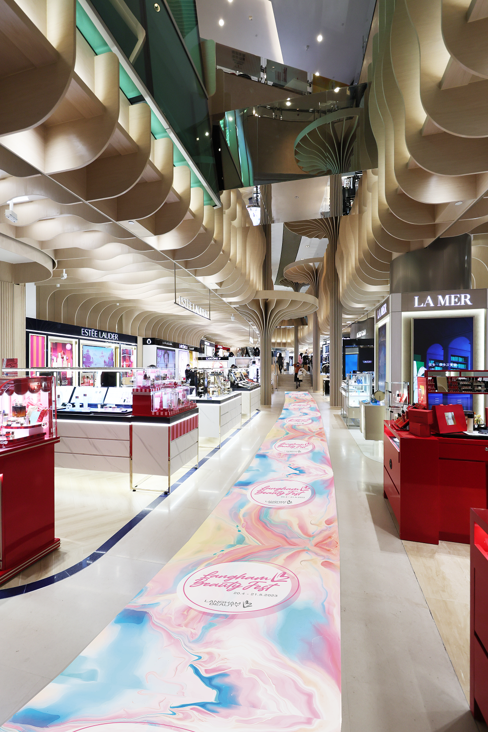 Langham Beauty Fest SS 2023以購物派對為主題 讓顧客彷彿走進夢幻世界 放下腳步盡情逛買彩妝護膚品.png