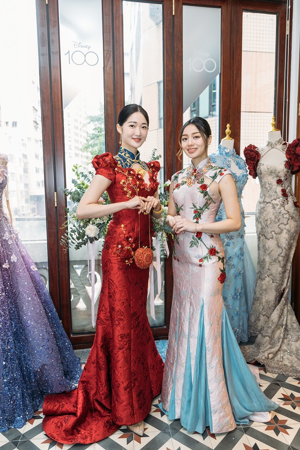 03_1_迪士尼百年好合婚嫁系列_KEVYIU_迪士尼公主系列旗袍_白雪公主_愛洛公主(睡美人)_1.jpg