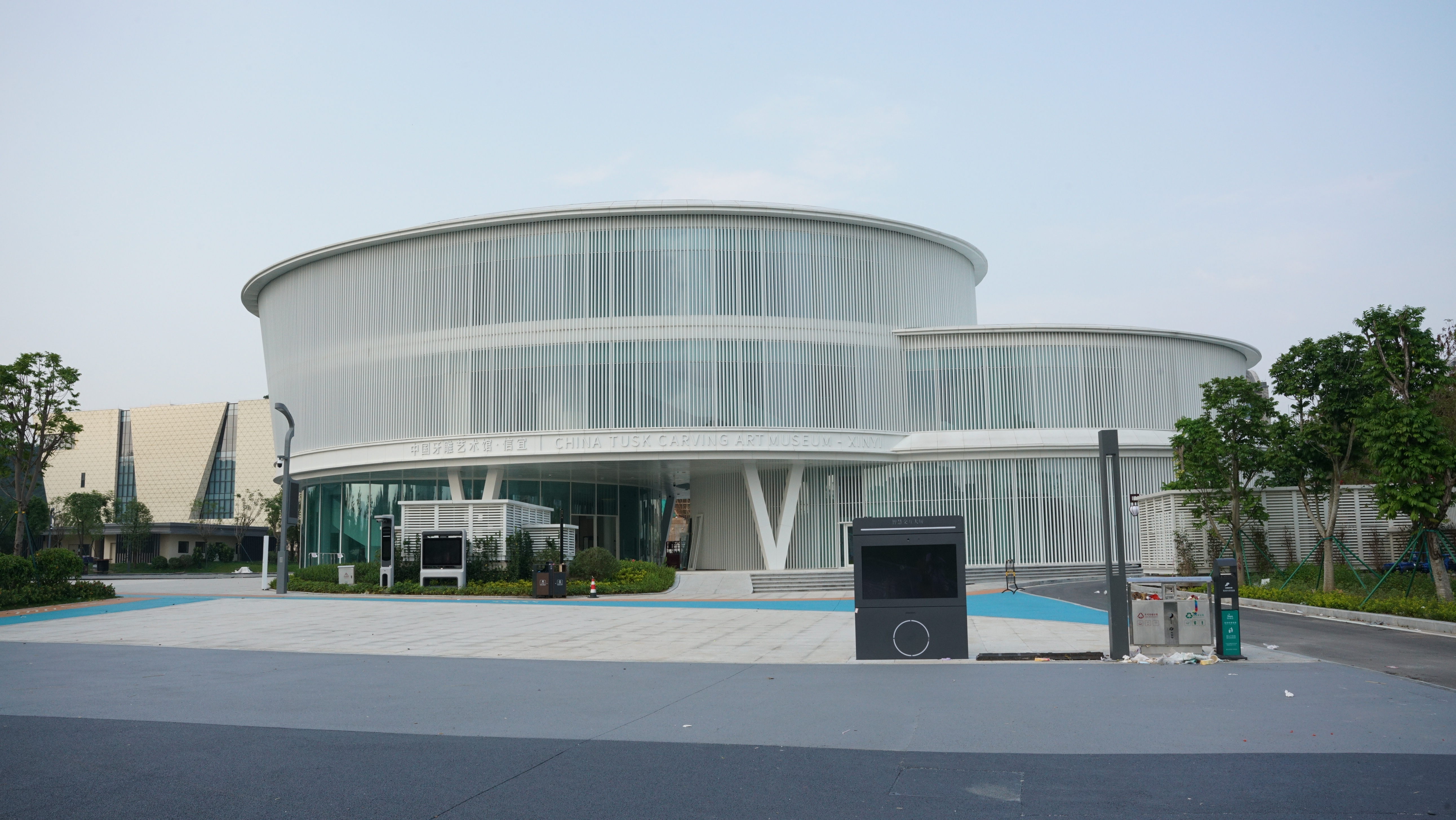 6、即将在6月启用的信宜中国牙雕艺术馆.jpg