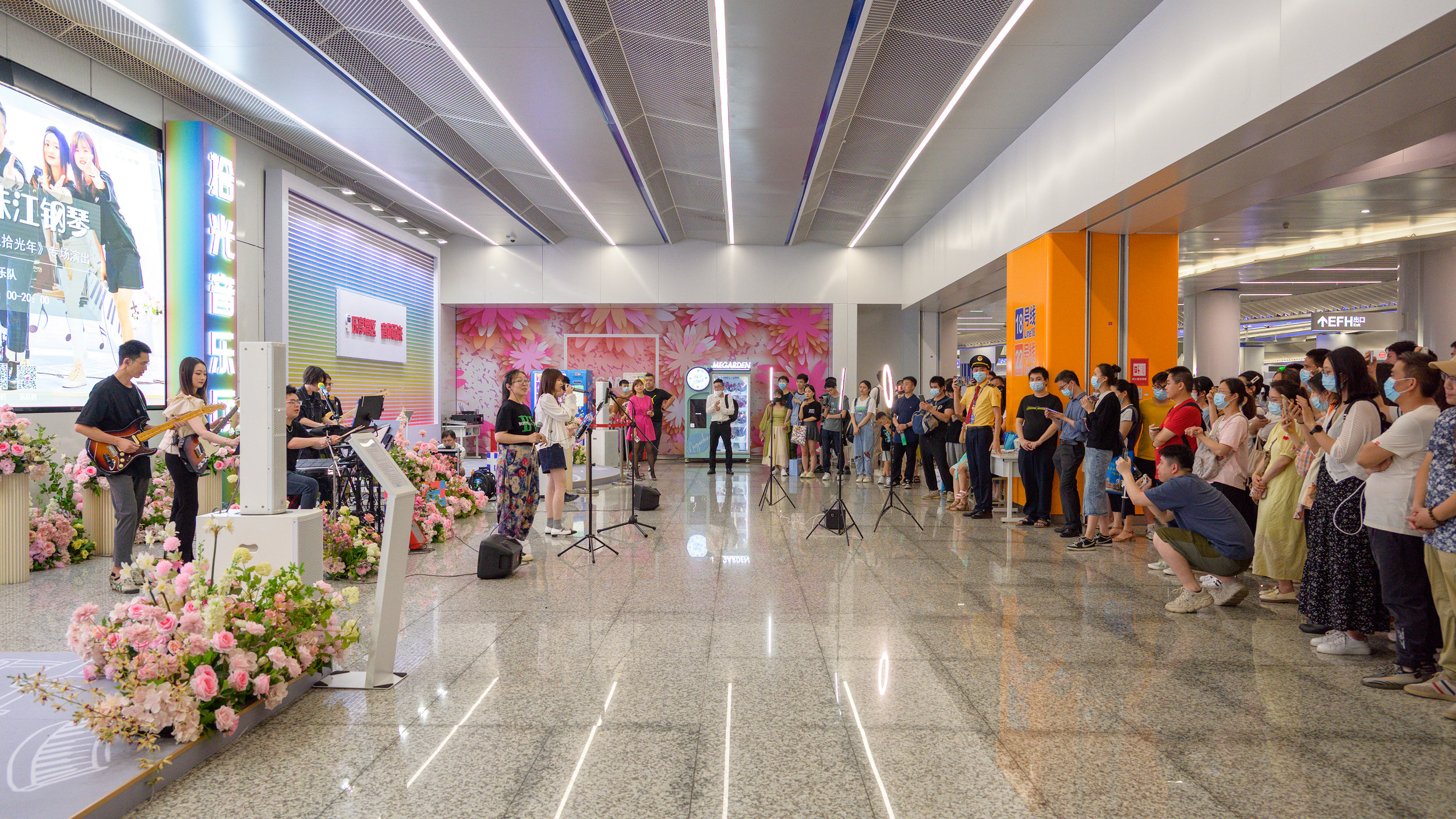 番禺广场站拾光音乐厅演出现场.jpg