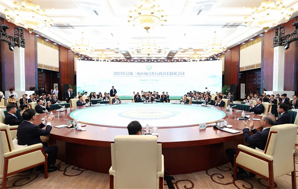 图1 张凯 杜朋城 闻双 班浪 摄.jpg