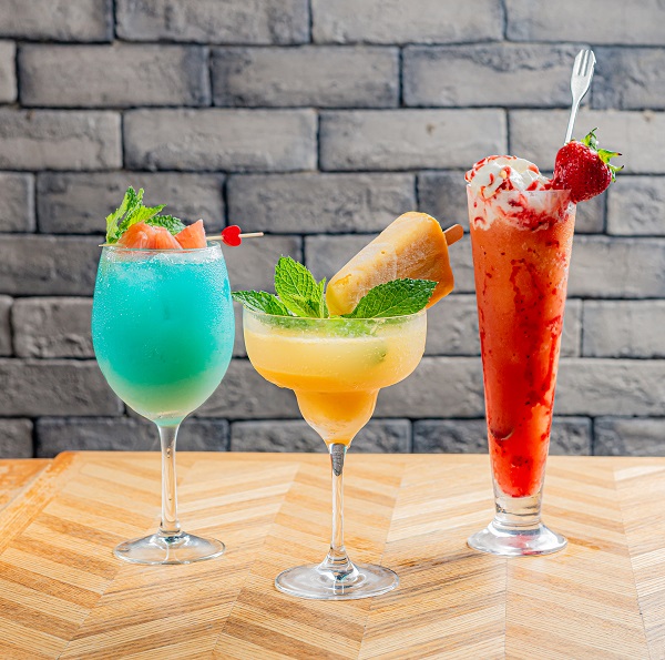 Tiffany Sour_Lava Flow_Mango-bar de Mocktail(左至右).jpg