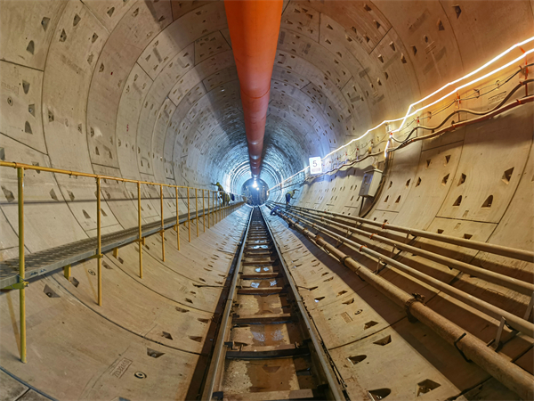 区间成型隧道.jpg