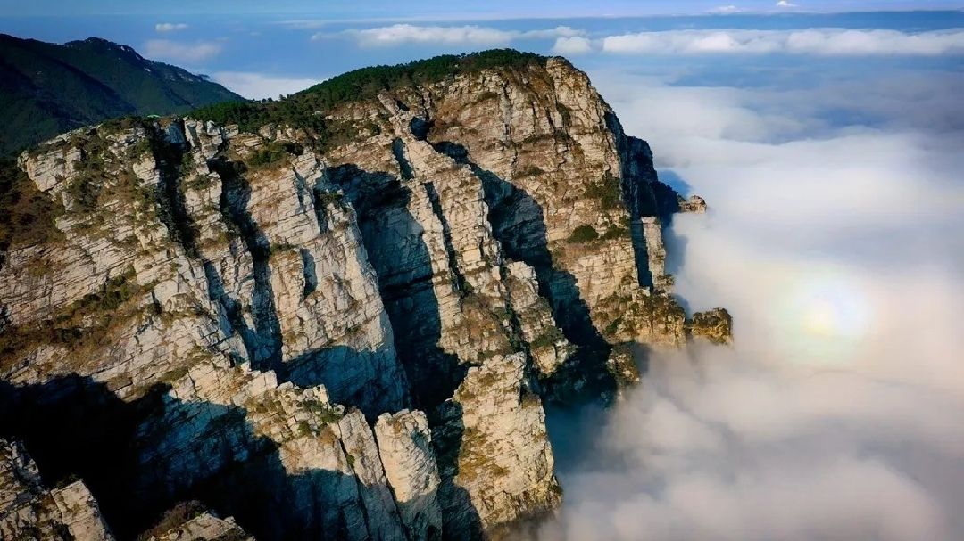 图一 庐山五老峰.png