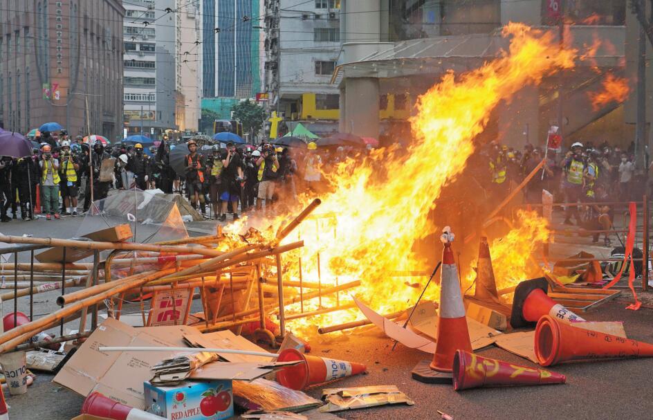 黑暴不除港無寧日 港澳辦：中央絕不會任破壞性力量肆意癲狂