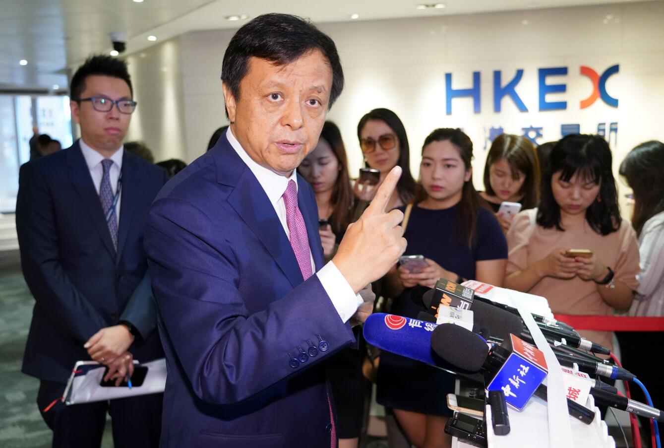 李小加明年約滿卸任 港府指其帶領港交所獲重大突破