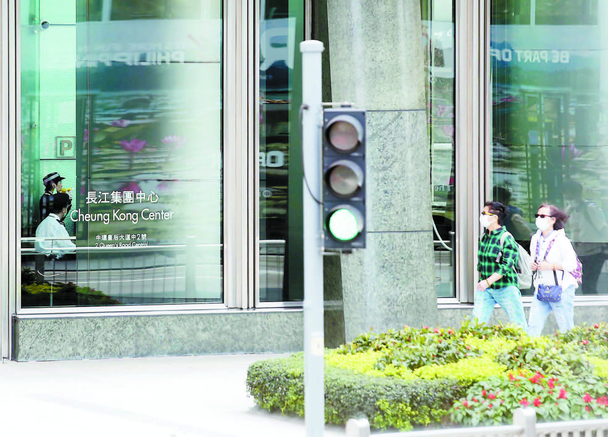 長和零售業務料大跌 李澤鉅稱集團財務穩健可抗逆境