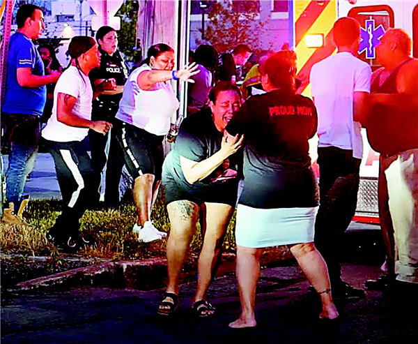 種族衝突加深 集會爆發槍戰  美槍擊頻發死傷數十人