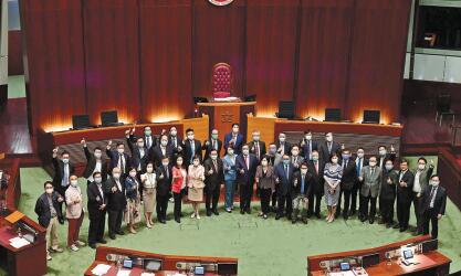 梁君彥：第6屆立會會期在「驚濤駭浪」中完結  議員行為不檢被逐創紀錄