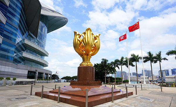 今時地位非美恩賜 優勢依然突出  商界領袖睇好香港