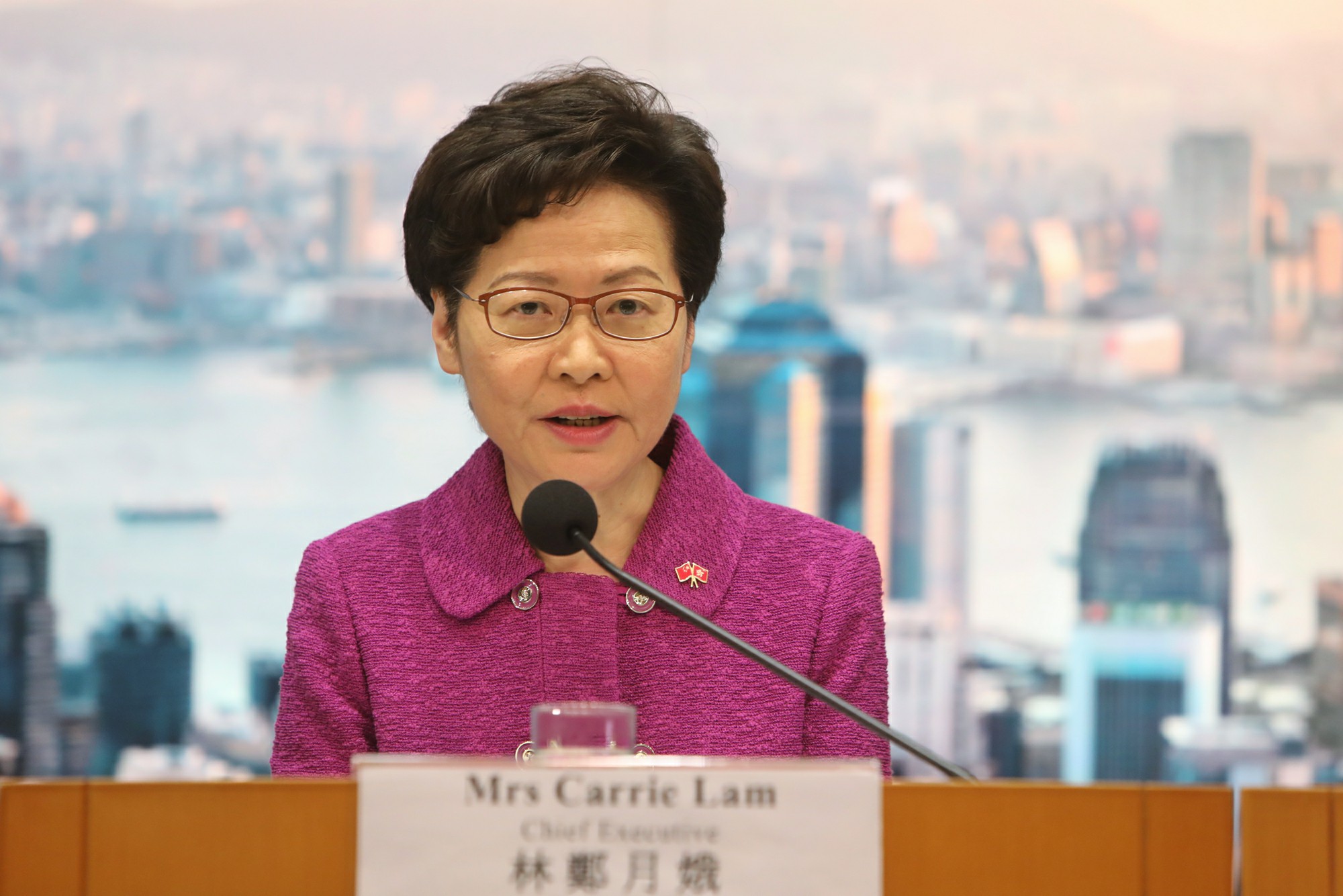 林鄭期盡快恢復與內地及澳門往還 研豁免強檢進最後階段