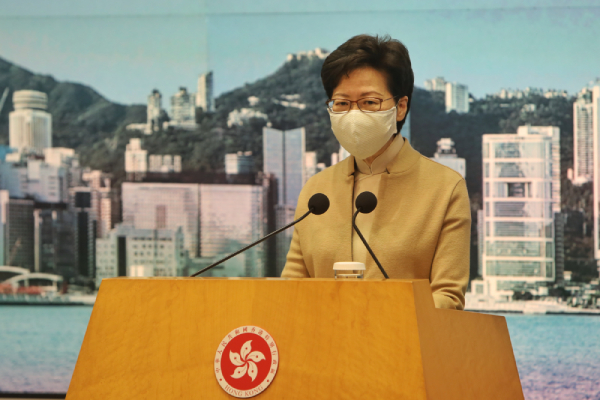 病毒傳遍18區 個案破7000宗 林鄭：更嚴措施遏疫情