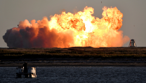 燃料箱低壓導致減速失敗 SpaceX火箭試飛爆炸