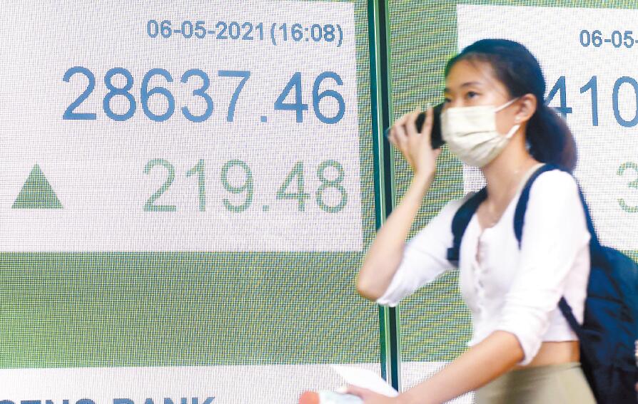 北水重臨港股成交增59%