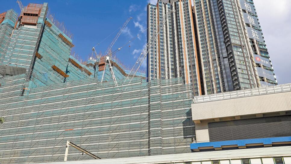 柏傲莊III兩幢樓牆身底座混凝土未達標 新世界主動通報拆卸重建