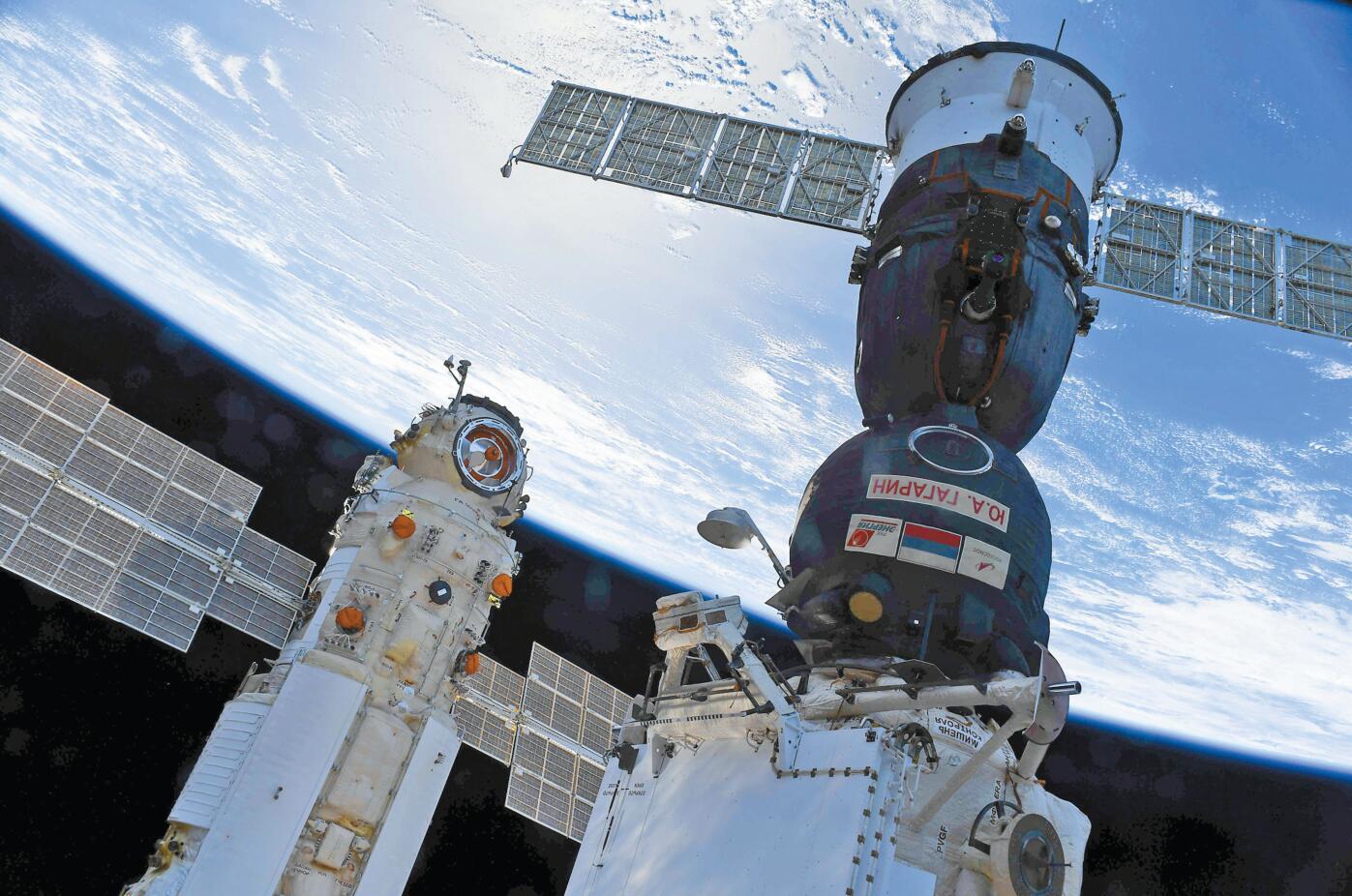 俄實驗艙誤開推進器發生推撞 　國際太空站一度失控偏轉