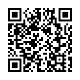 韓聰/隋文靜向北體大贈送北京冬奧會開幕式出場服和領獎服