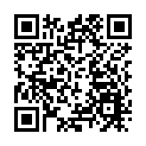 台灣高雄港碼頭貨櫃倒塌鹽酸外漏 消防射水稀釋