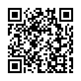 一客運列車與卡車相撞後脫軌　百餘人受傷 