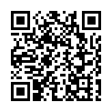 天水圍兩車相撞2人傷 零件散落輕鐵路軌服務受阻