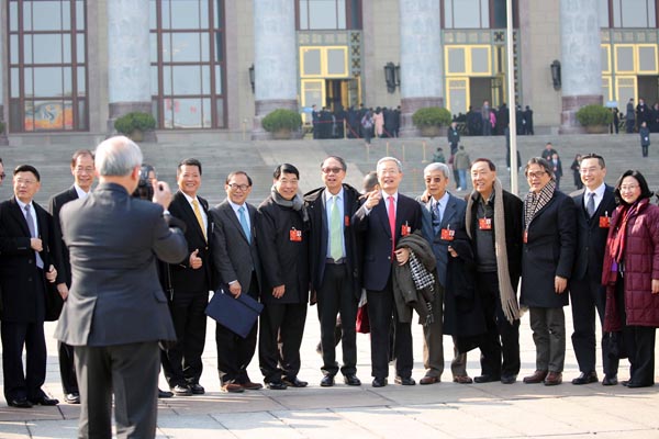 港區代表齊集赴京 今午選出團長