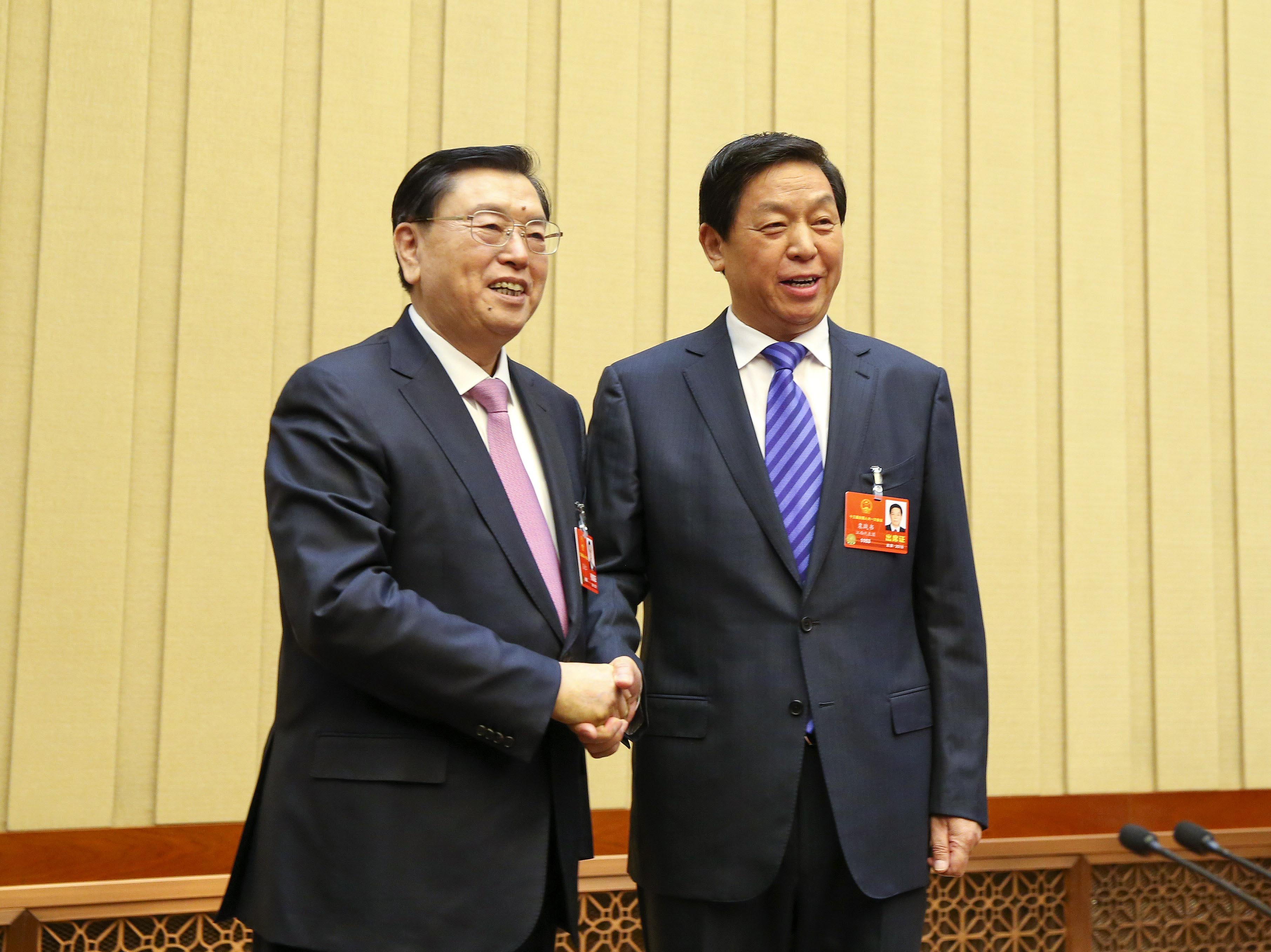 人大會今開幕 議程共10項 栗戰書等10人任主席團常務主席