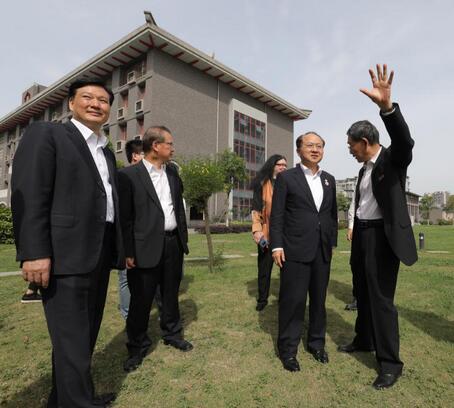 王志民參觀四川大學—香港理工大學災後與重建管理學院