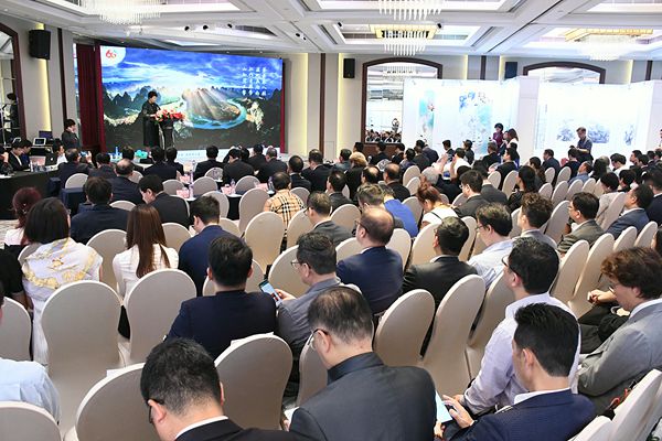 廣西展60年成就賀改革開放40載