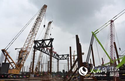 无锡造“芯”再发力：树产业雄心 补设计短板