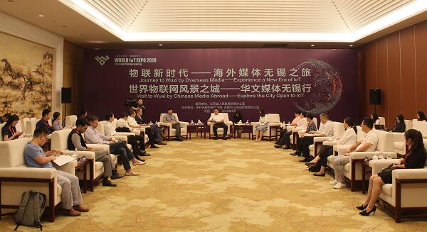 袁飞接见物博会华文媒体采访团 盼与各国合作共赢