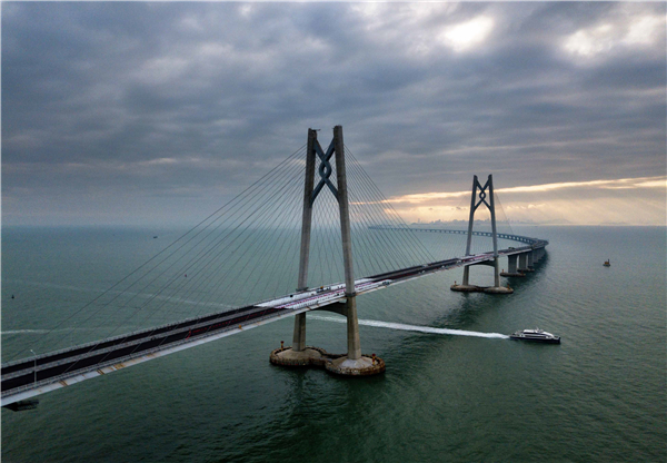 拉動三地經濟 港珠澳大橋經濟學睇真D