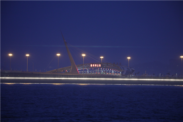 【商报时评】橋連港珠澳 風滿大灣區