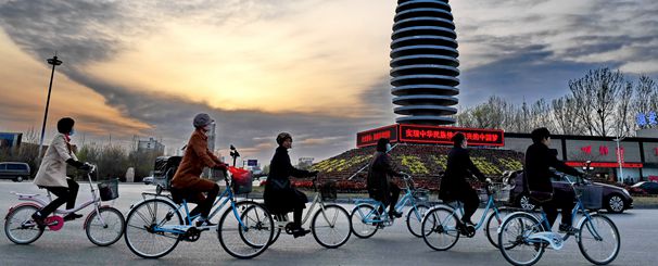 高举新时代改革开放旗帜——以习近平同志为核心的党中央引领改革开放纪实