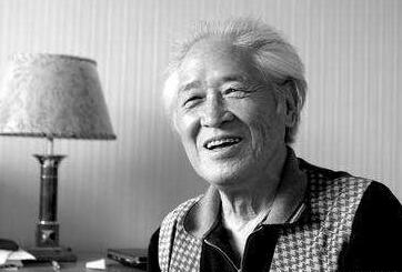 诗人剧作家小说家散文家白桦今晨在上海逝世