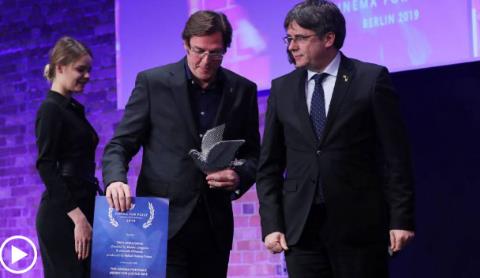 因为他，柏林电影节获奖导演把到手的奖杯退了