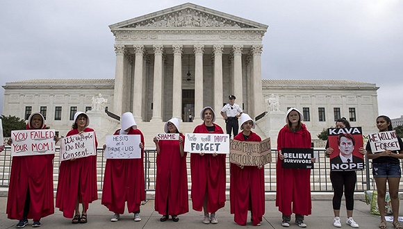 反乌托邦不仅仅是小说，更是诸多女性的日常生活