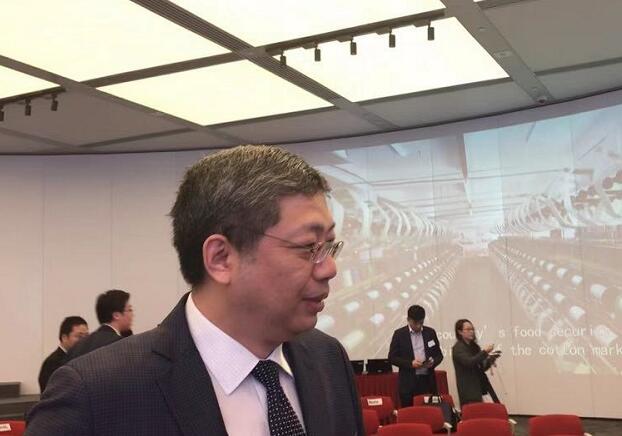 巴曙松：债券通探索人民币债券市场国际化的新途径