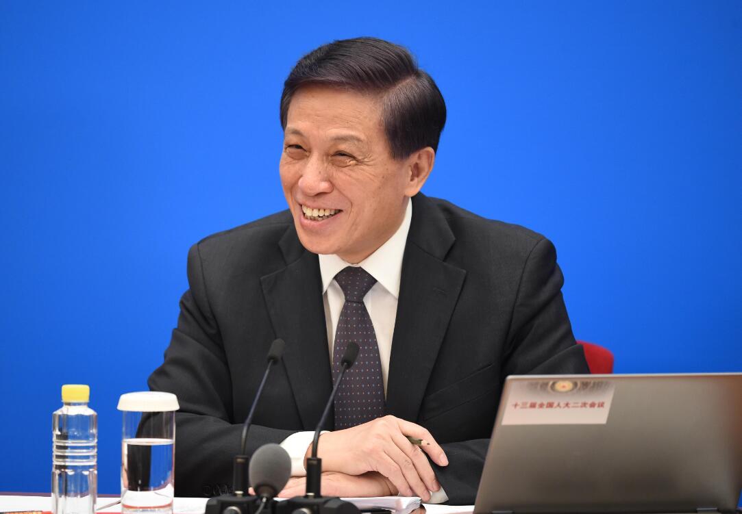 外商投資法不改港資法律適用安排